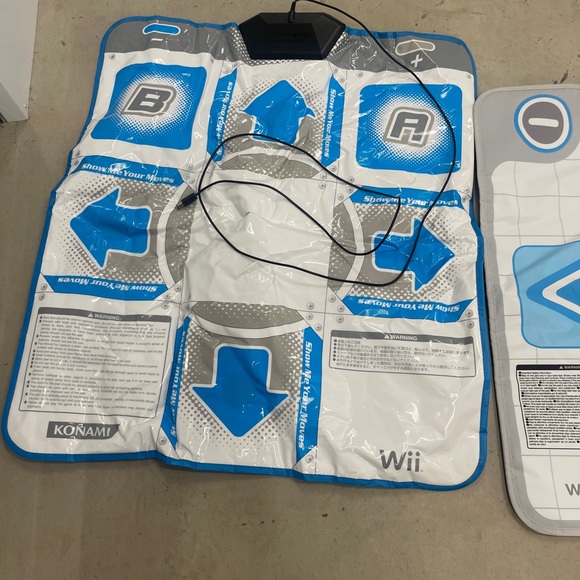 WII GAME system - Picture 5 of 6